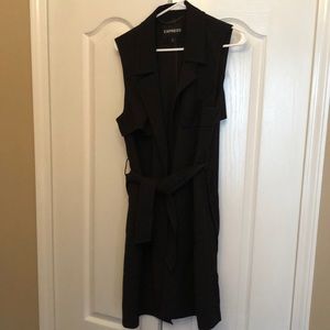 Express Sleeveless Trenchcoat